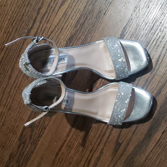 Steve Madden Silver Diamond Platform Heels - Picture 2 of 15